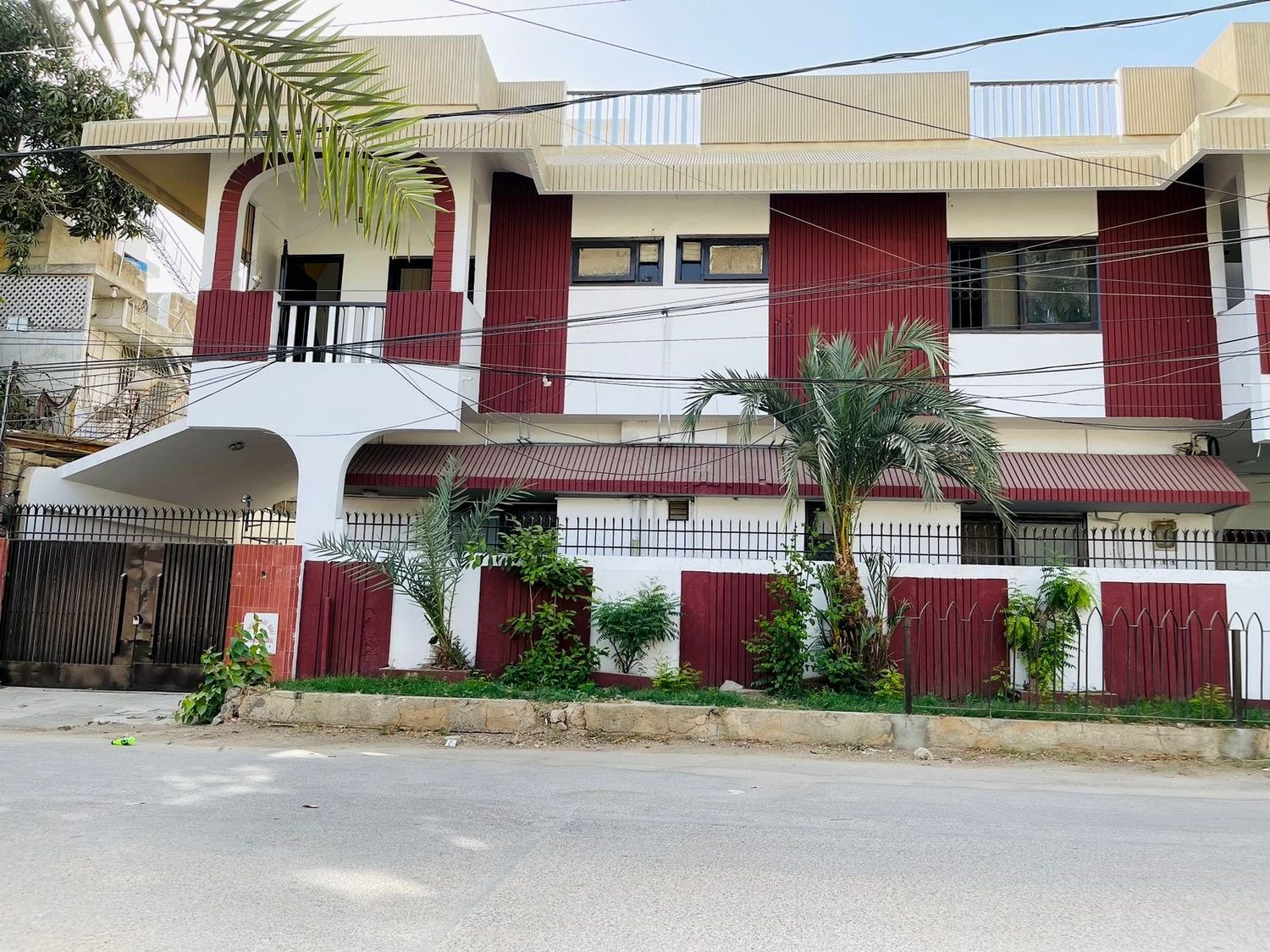 Gulshan-e-Iqbal Block 6 Girls Hostel photo