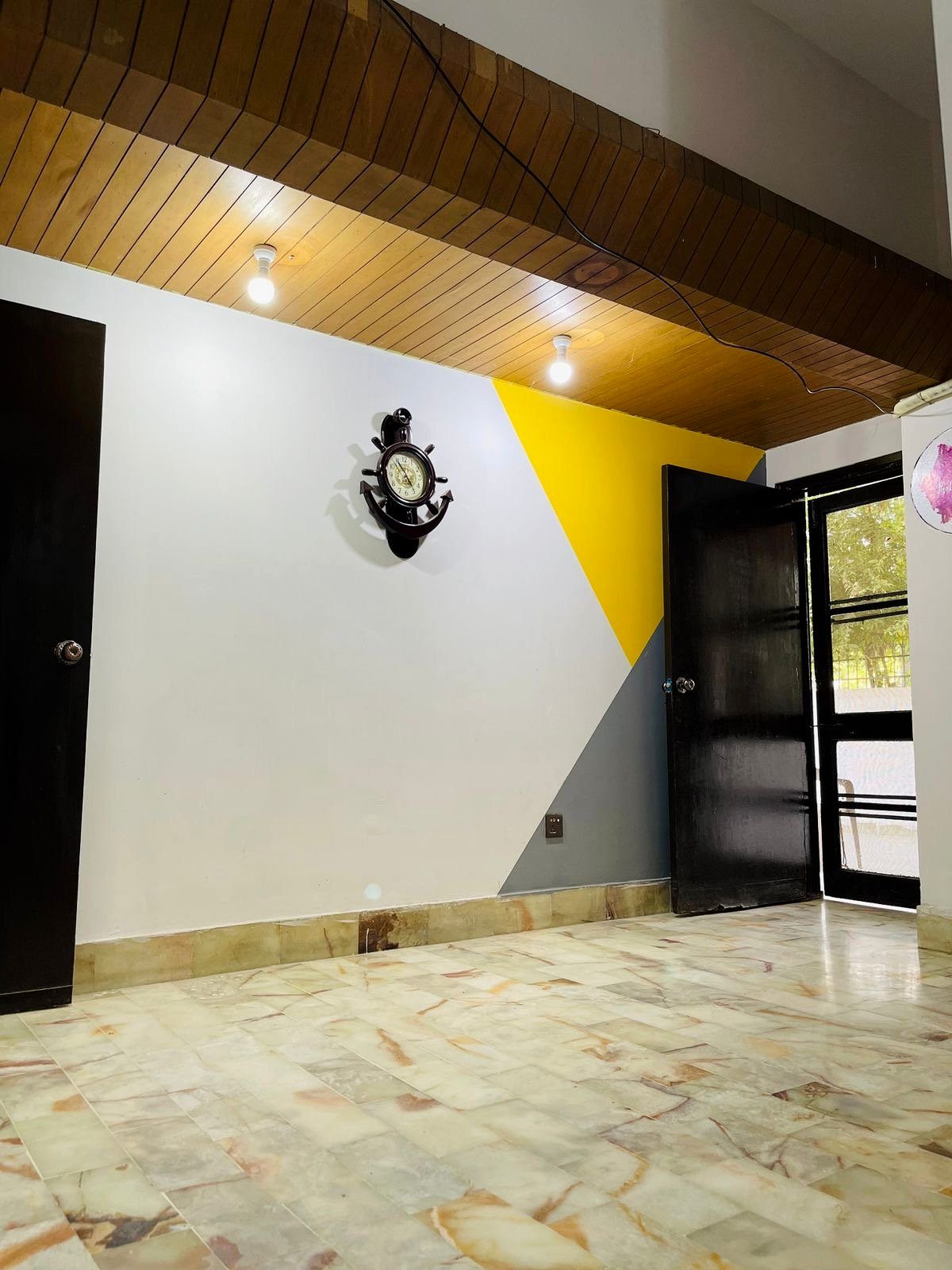 Gulshan-e-Iqbal Block 6 Girls Hostel photo